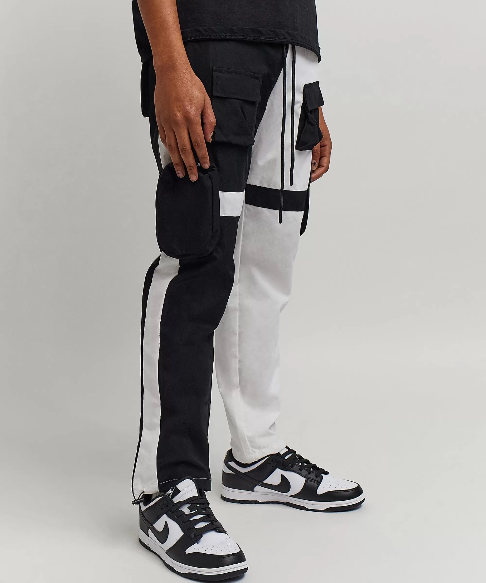 Discount Bader Cotton Twill Color Block Utility Joggers - Black&White Shop All Bottoms | Cargo & Utility Pants