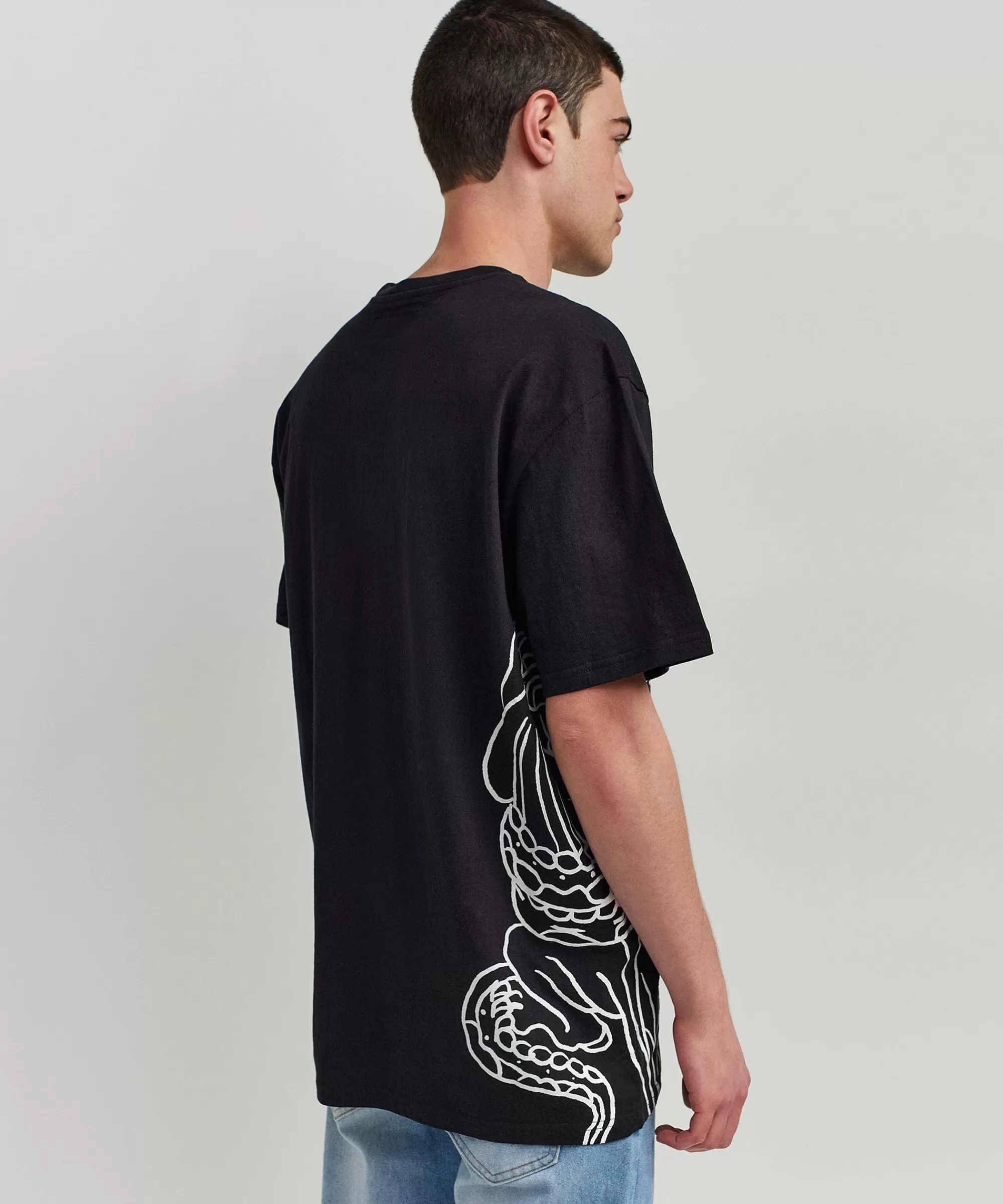 Fashion Panter Short Sleeve Graphic Print Embroidered Detail Tee - Black Graphic Tees